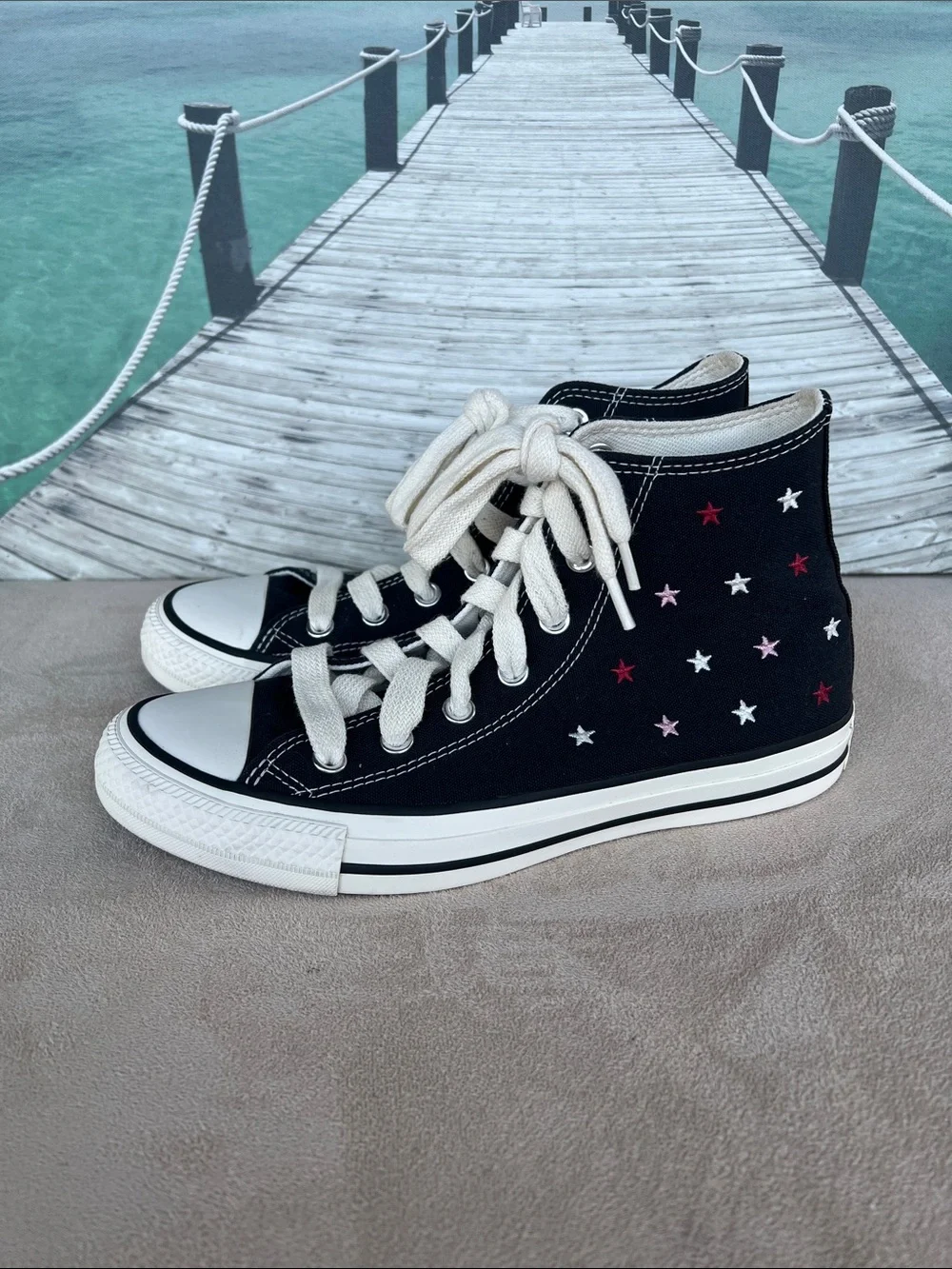 UNISEX Black High-Top Converse Sneakers with Stars Embroidery. - Picture 5 of 8